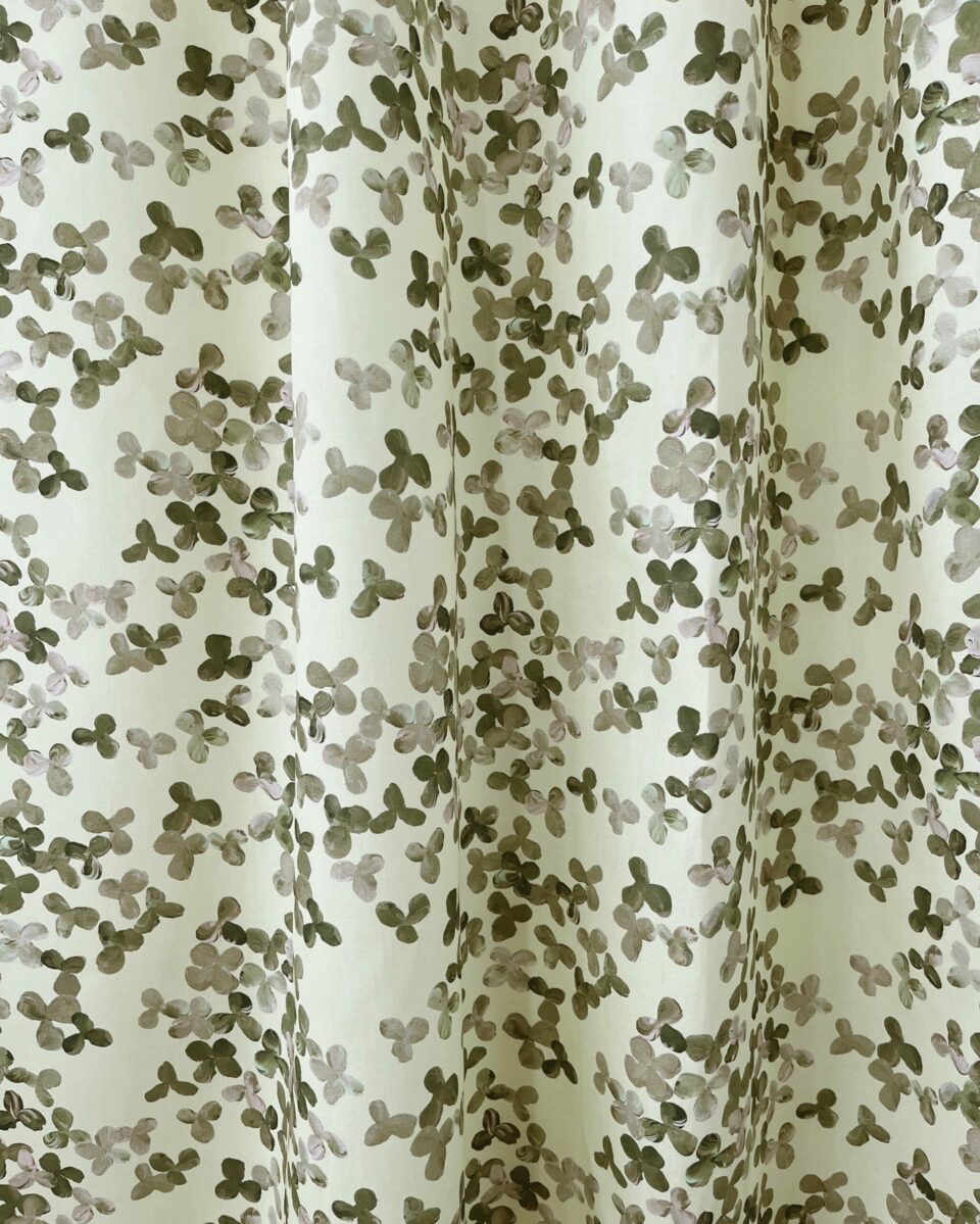 CLOVER- Pale Yellow - Image 2